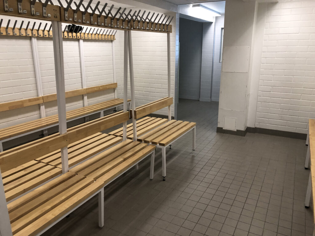 Picture of boys locker room, Vesala.