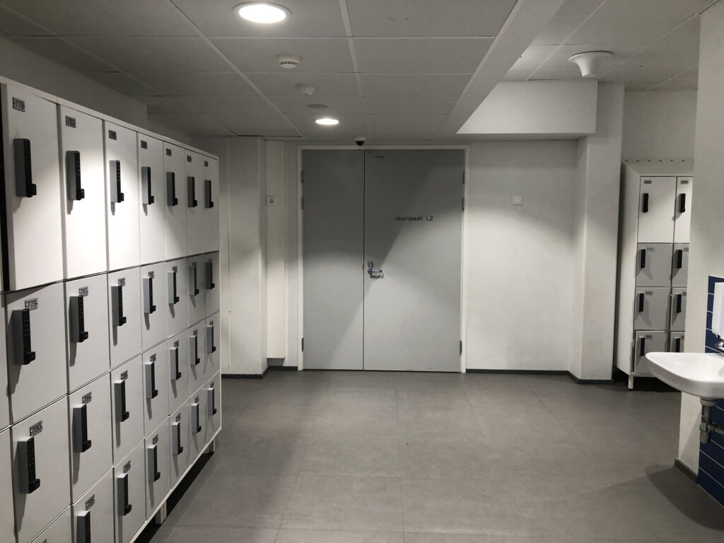 Picture of the small gymnasium of Vesala.